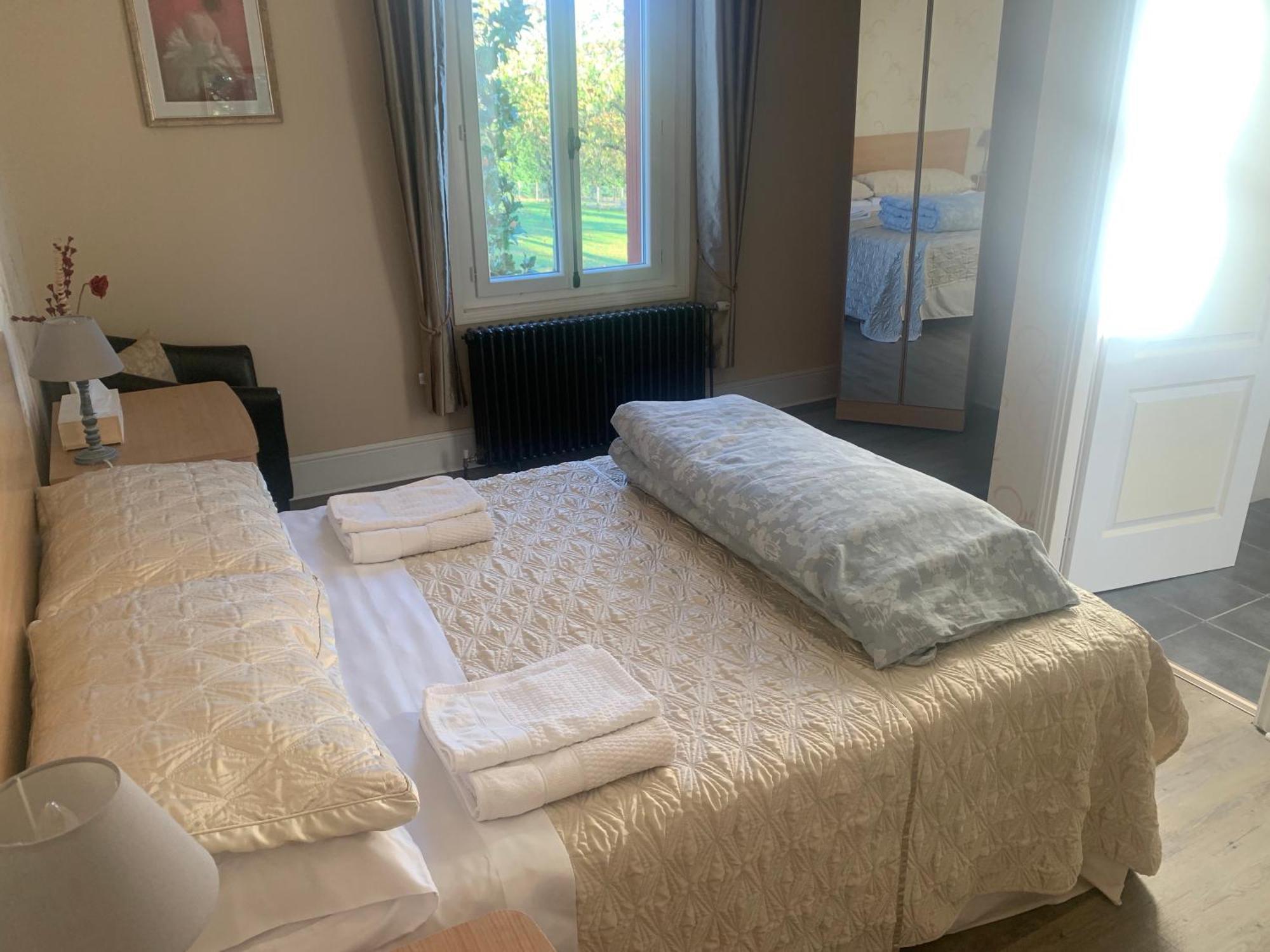 Le Pontet Bed & Breakfast Miramont-de-Guyenne Exterior photo